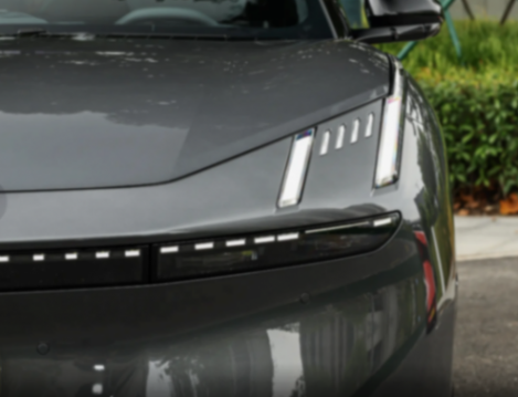 純電中大型轎車之爭(zhēng),極越07、領(lǐng)克Z10,誰更具“性價(jià)比”?