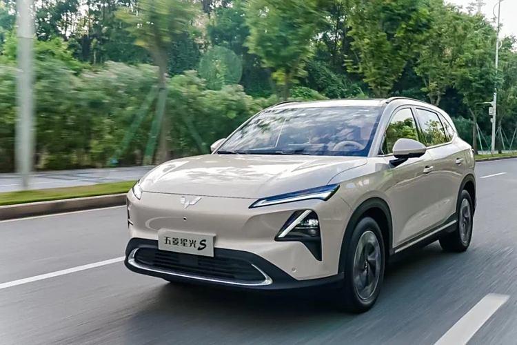 高性價比大PK,五菱星光S、宋PLUS、吉利銀河E5三車對比怎么選?
