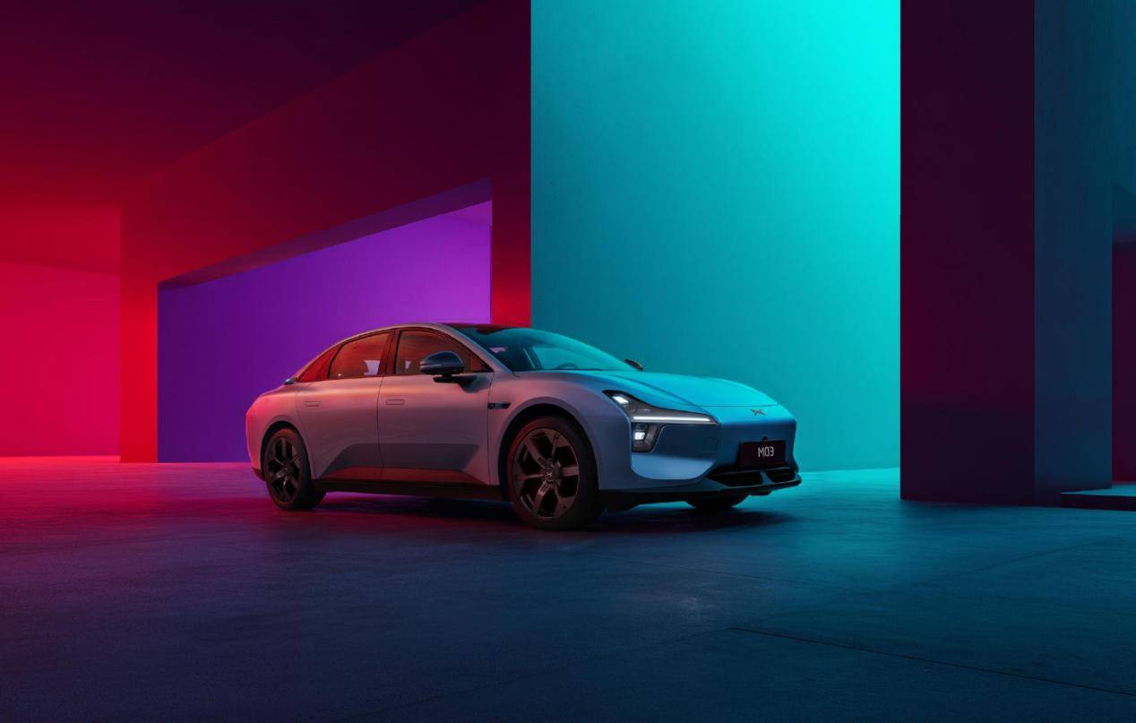 “蔚小理零米”上半年財報分析:零跑成功上岸 蔚來仍在虧損