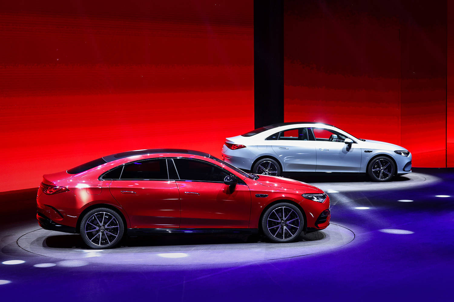 續(xù)航866公里/預(yù)售價(jià)25.9萬(wàn)起 奔馳全新純電CLA開啟預(yù)售