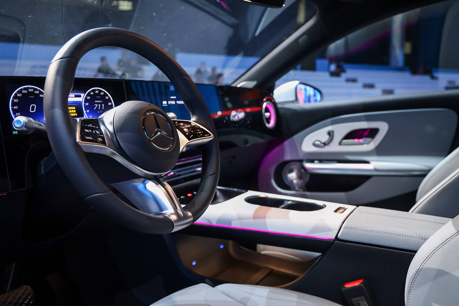 續(xù)航866公里/預(yù)售價(jià)25.9萬(wàn)起 奔馳全新純電CLA開啟預(yù)售