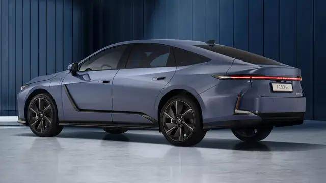 全新雷克薩斯ES本就帥氣,但這款雷克薩斯ES F-Sport渲染圖更驚艷