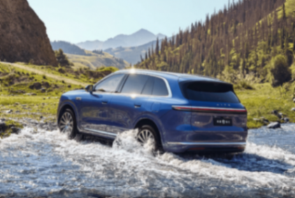 問界M7價格大跳水?網友:再降兩萬,銷量直接封神!