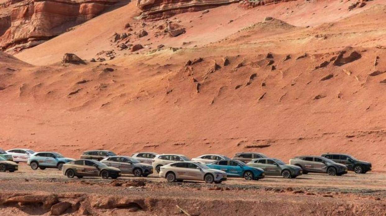 華為廣汽啟境新車火焰山夏測持續(xù)驗證極端環(huán)境,彰顯品牌熱度與智能實力的雙重突破