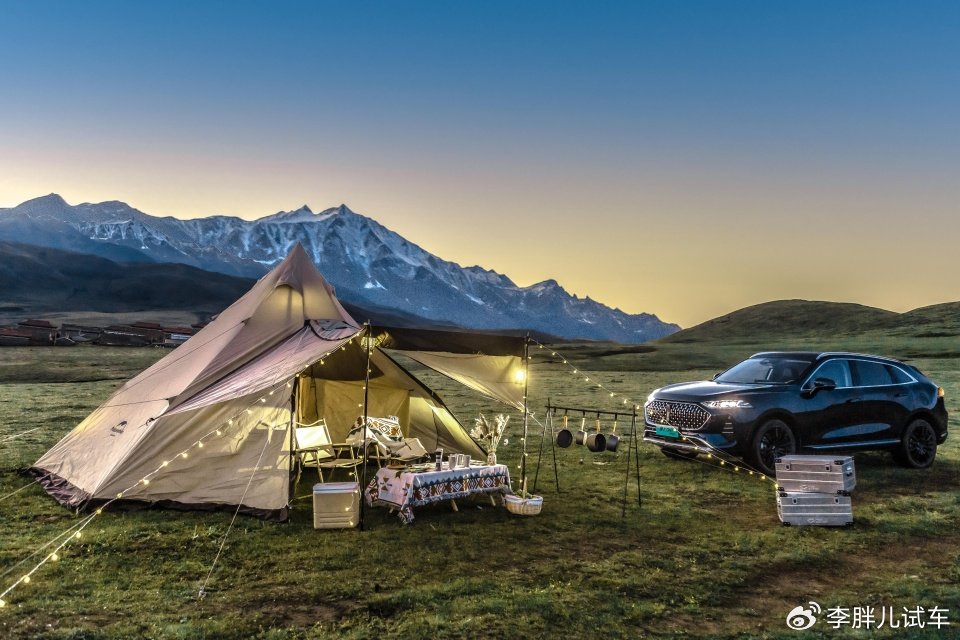 這誰能想到!不僅燃油車企,連酒店行業,都恨上新能源汽車了