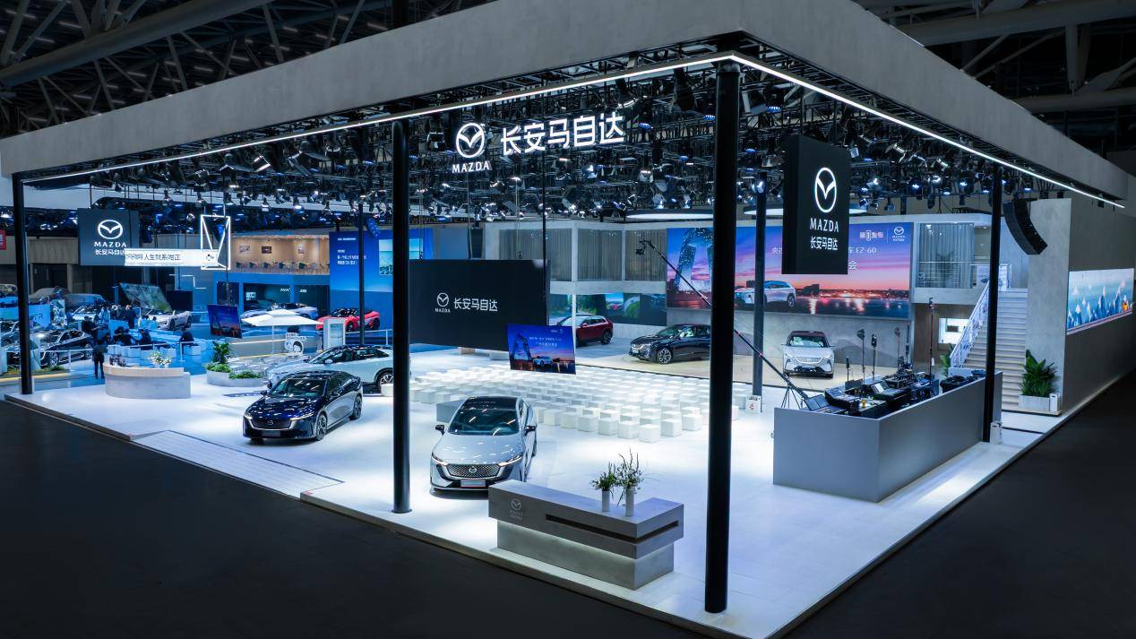 全球好車EZ-60領(lǐng)銜,長安馬自達(dá)新能源矩陣閃耀廣州車展