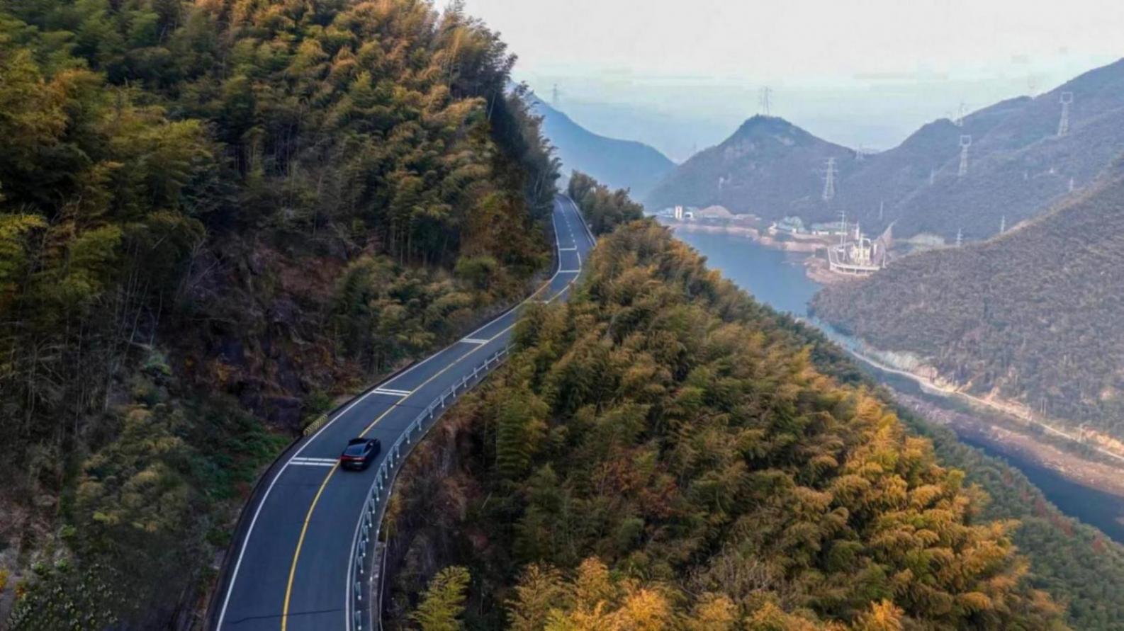 滿電往返杭州安頂山,智界R7打消城市續(xù)航焦慮